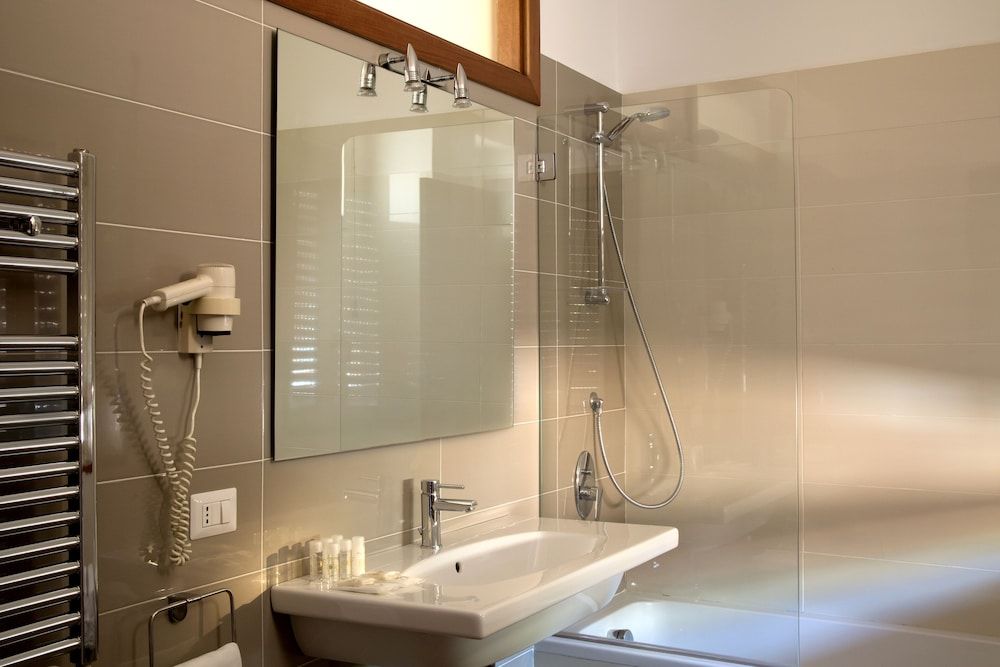 American Hotel Superior Double Room 15