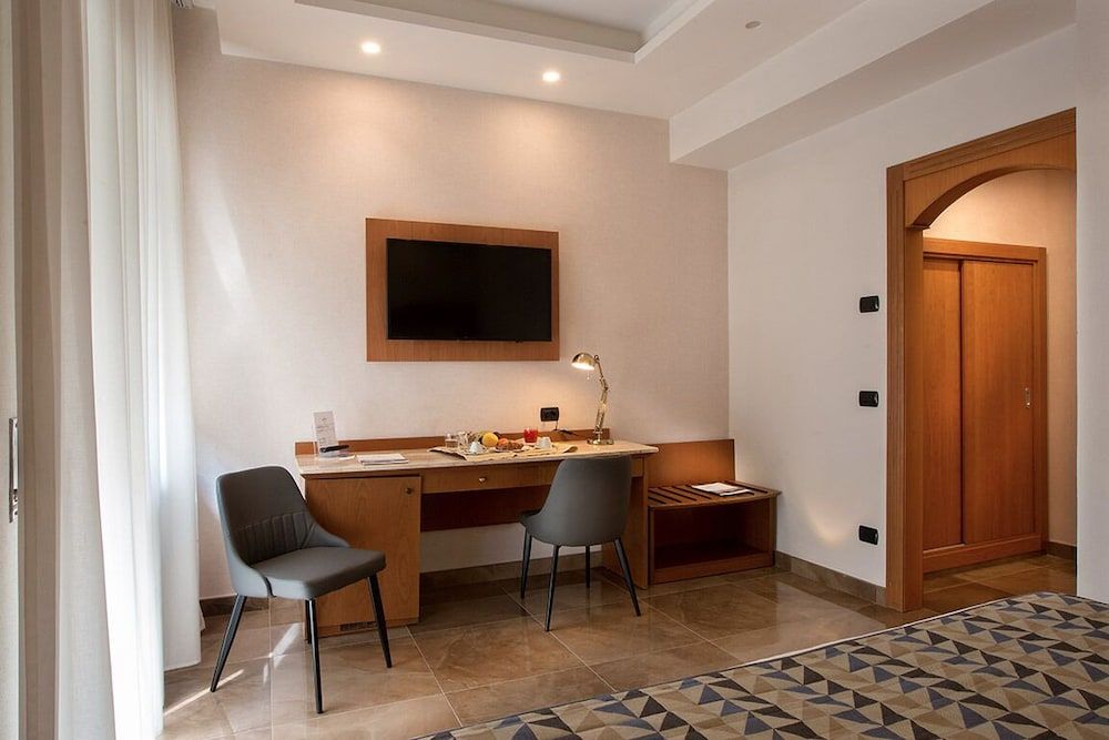 American Hotel Superior Double Room 25