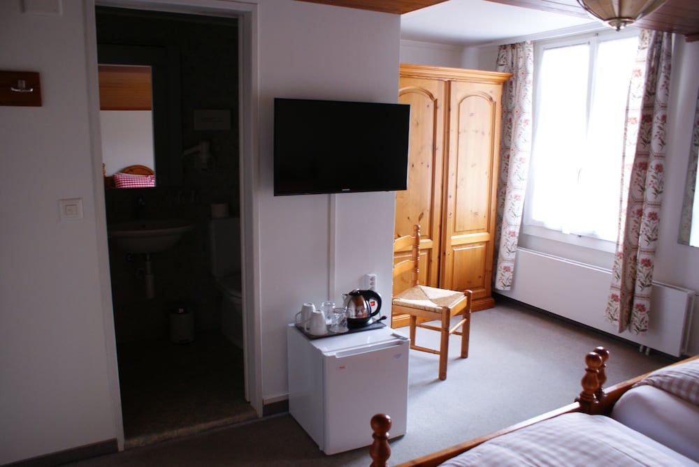 Hotel Bären - The Bear Inn Standard Double or Twin Room 11