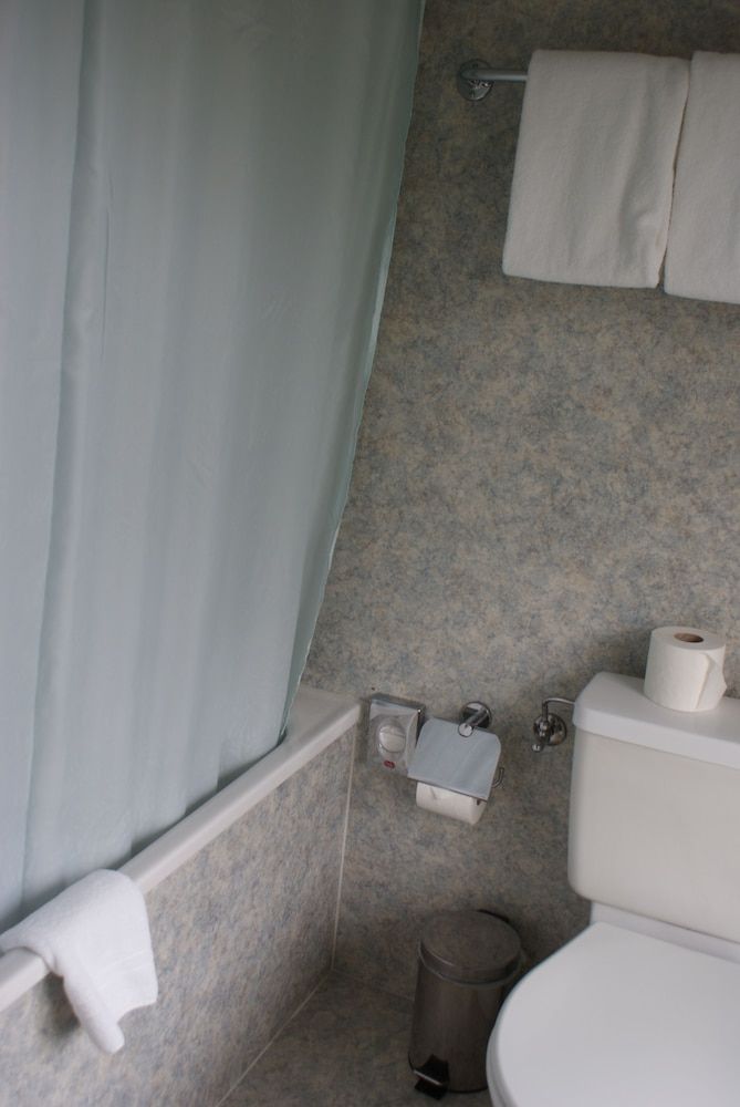 Hotel Bären - The Bear Inn Standard Double or Twin Room 9