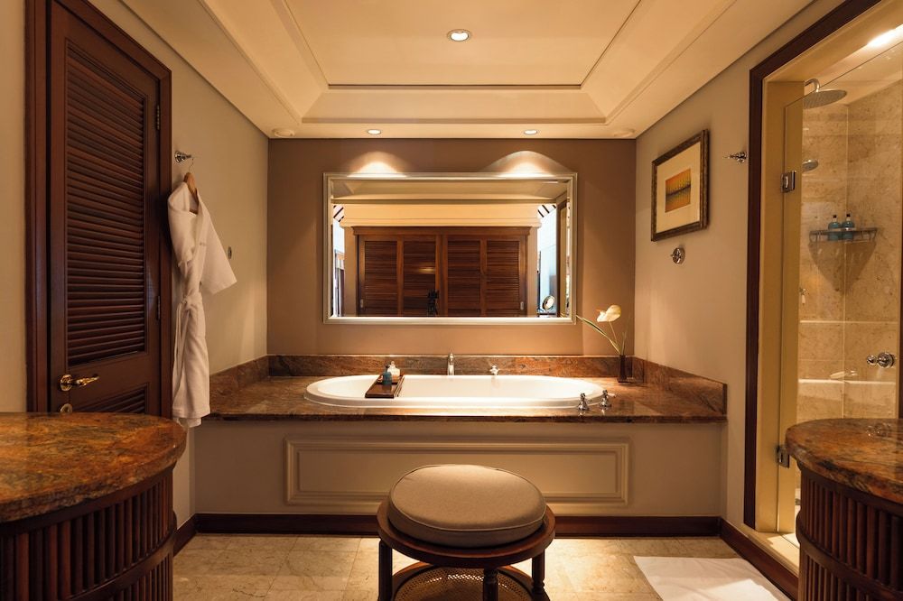 Constance Prince Maurice Junior Suite (On Stilts) 8