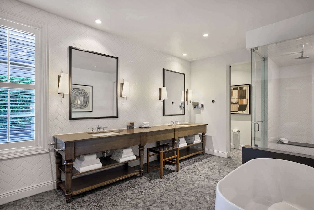 Hotel Yountville Premium Room, 1 King Bed, Newly Renovated 5