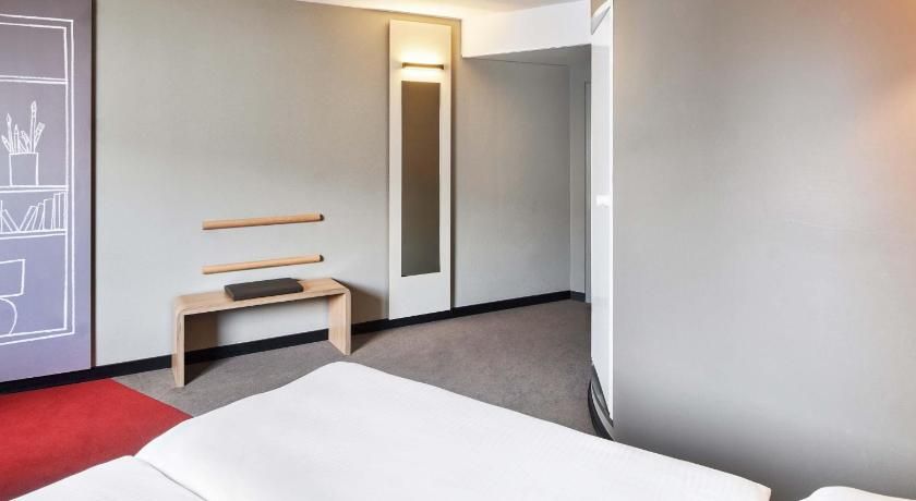 undefined B&B HOTEL Frankfurt-Messe 10