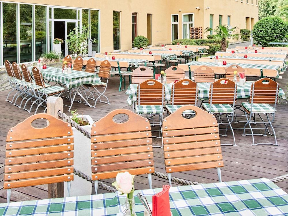 undefined B&B HOTEL Frankfurt-Messe 5
