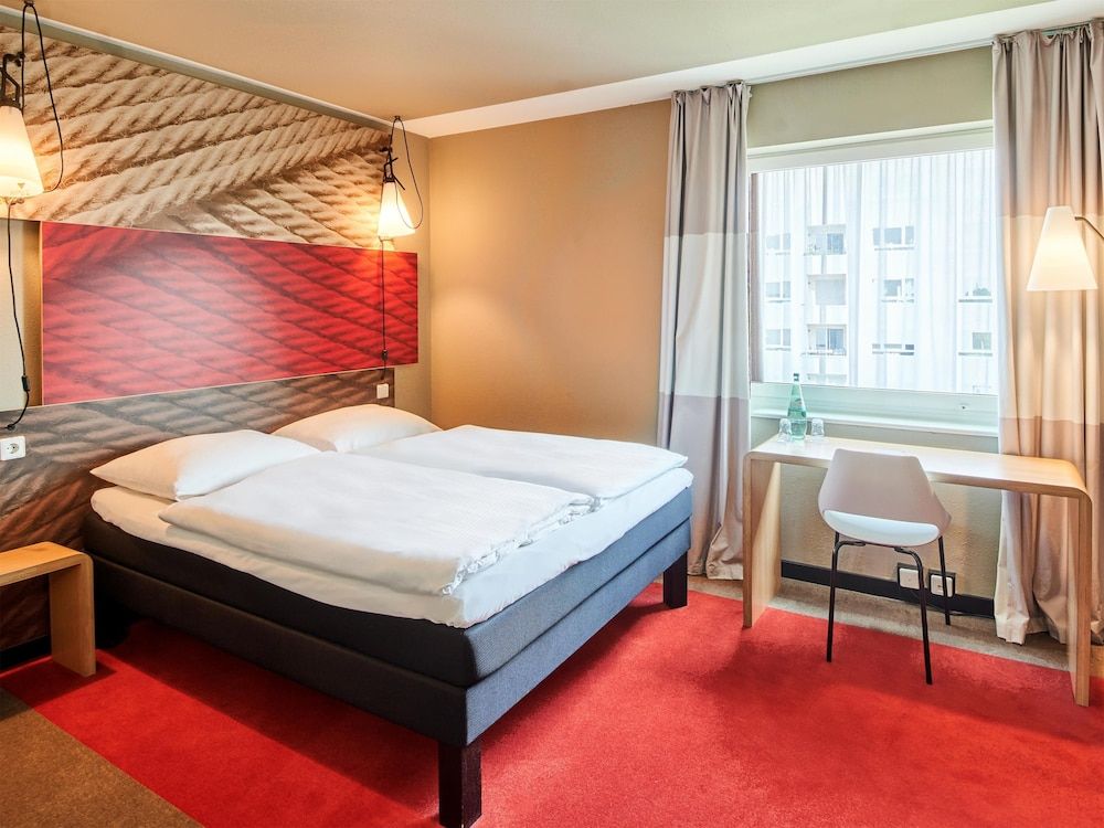 undefined B&B HOTEL Frankfurt-Messe 2