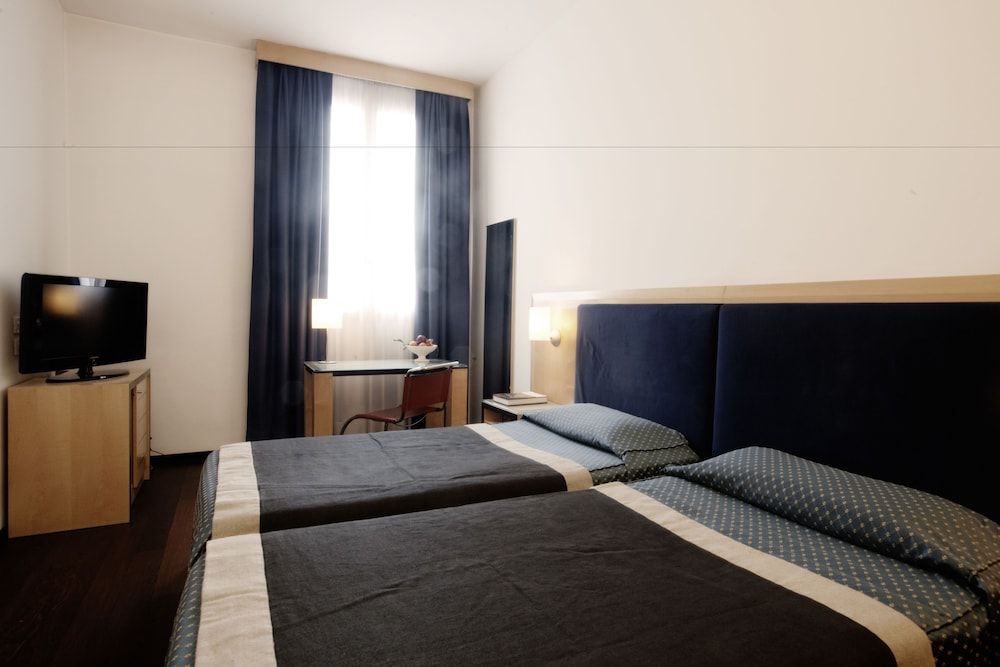 undefined Hotel Grand'Italia 4