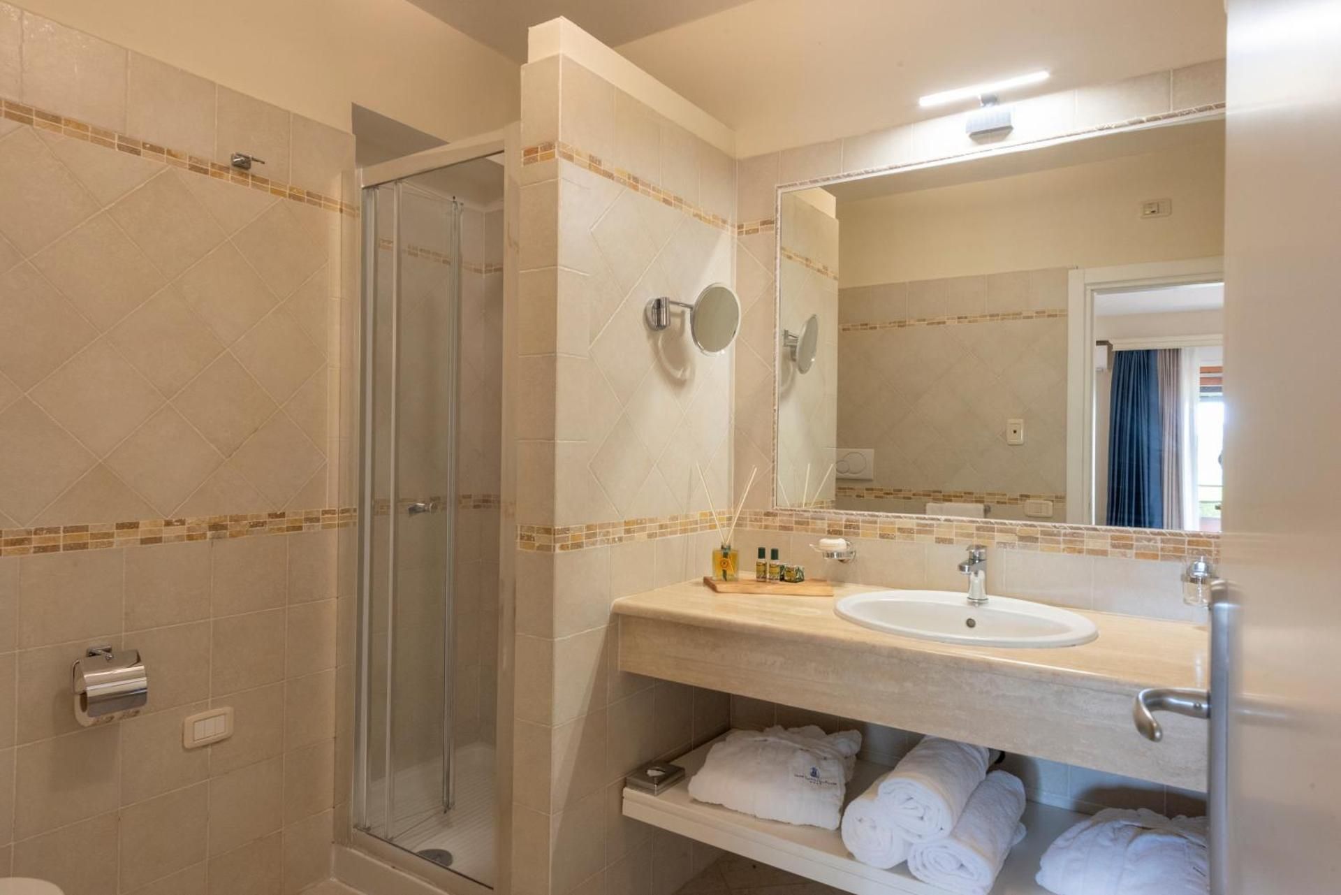 Deluxe Double Room with Sea View