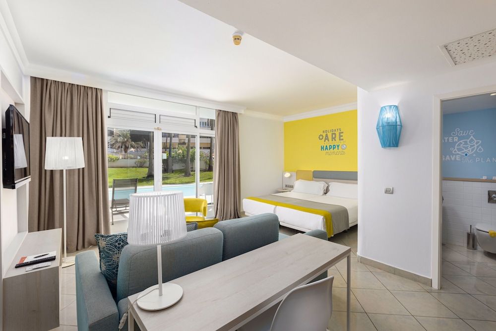 Family Double Room, Terrace, Garden View (Pool)