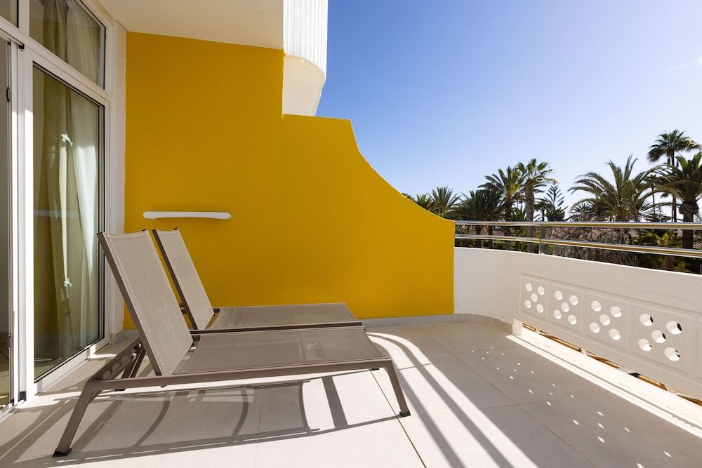 Abora Catarina by Lopesan Hotels - All Inclusive Deluxe Double Room, Terrace (Solarium) 3