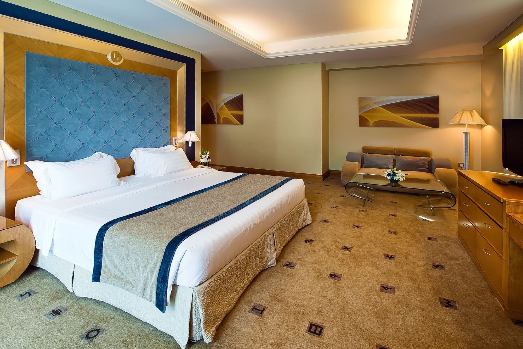 Social Hotel