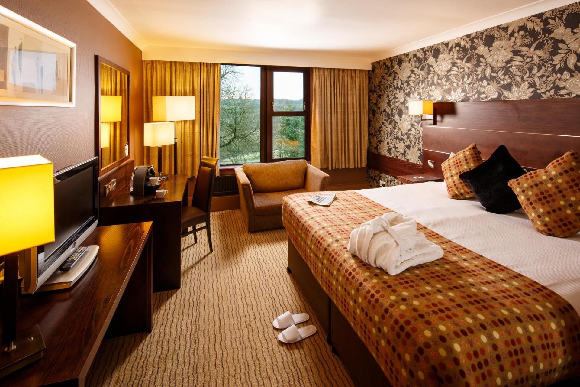 Classic Room with 1 double bed and 1 sofa