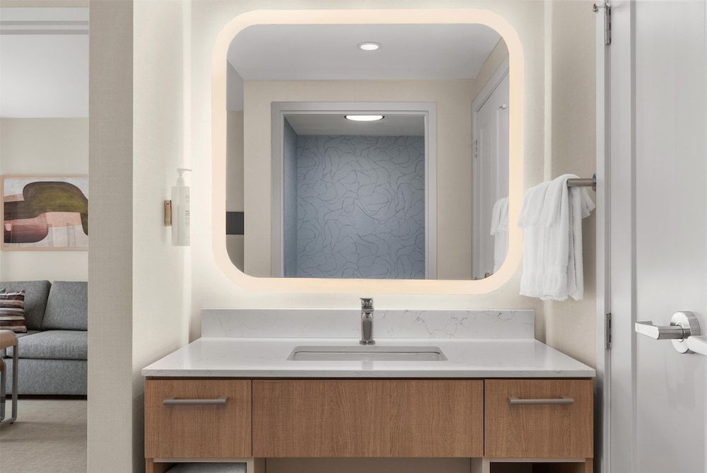 undefined Homewood Suites by Hilton Burlington 10