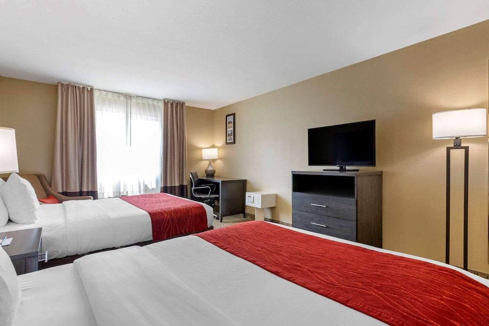 Standard Room, 2 Queen Beds, Non Smoking