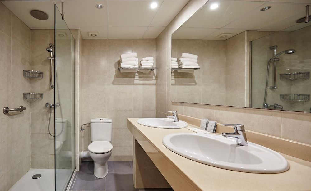 Hotel Samba Family Room, Balcony (2 adults + 2 children) 3