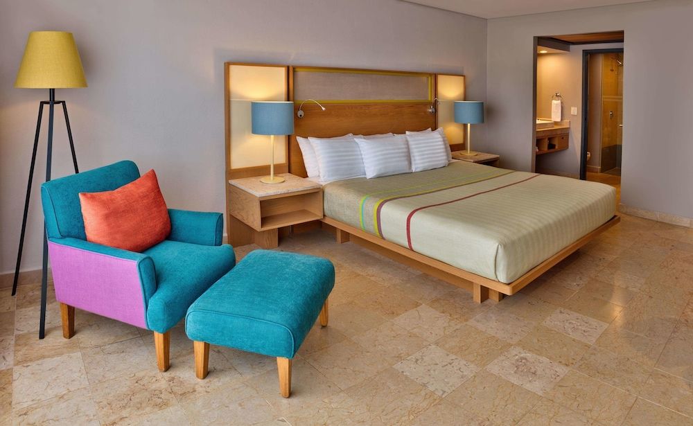 Deluxe Room, 1 King Bed