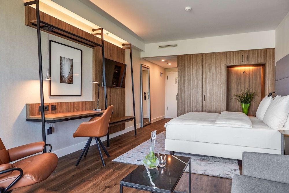 undefined Radisson Blu Hotel, Frankfurt 4