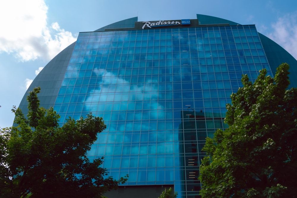undefined Radisson Blu Hotel, Frankfurt 2