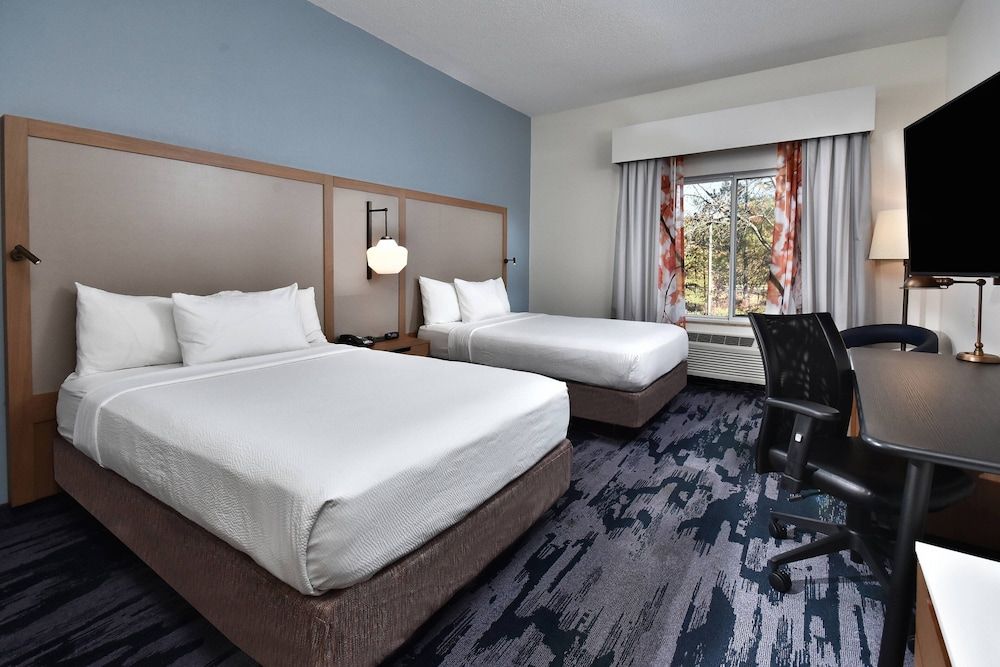 Room, 2 Double Beds, Non Smoking (Mobility/Hearing Accessible, Tub)