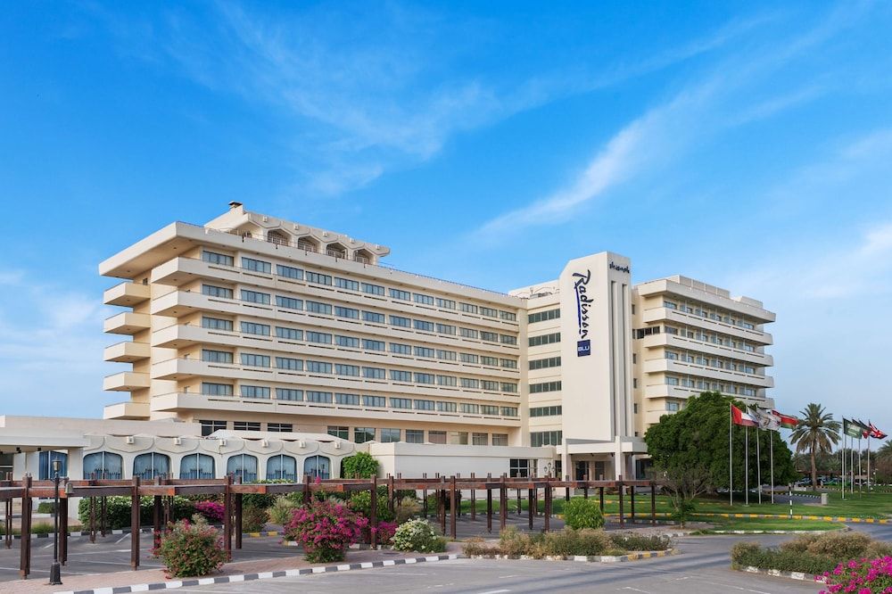 undefined Radisson Blu Hotel & Resort, Al Ain 2