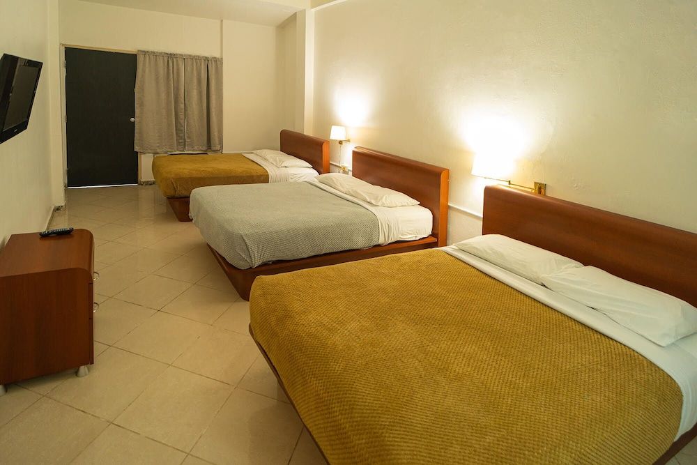 Solace by the Sea Family Triple Room 2