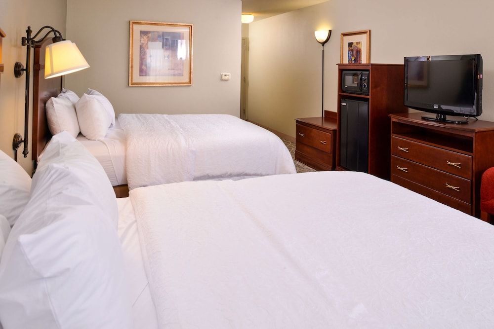 Room, 2 Queen Beds, Non Smoking