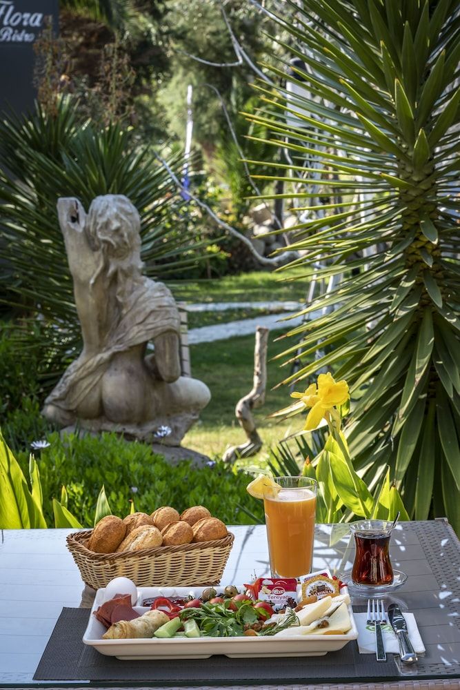 undefined Flora Hotel Bodrum 4