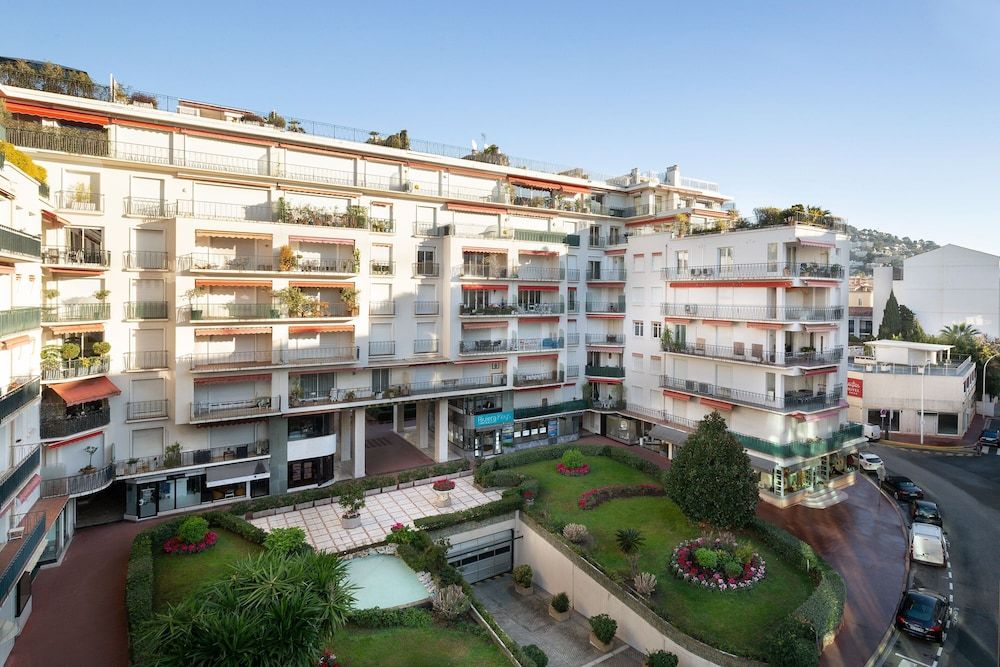 undefined JW Marriott Cannes 8