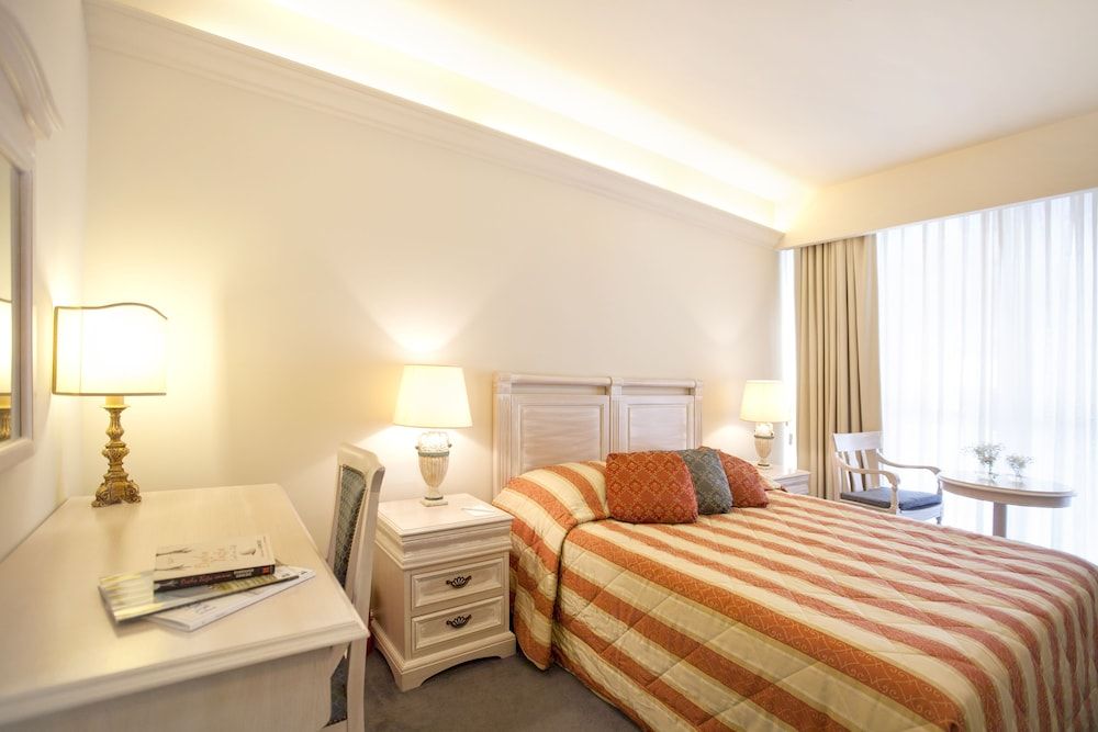 undefined Grand Villa Argentina 4