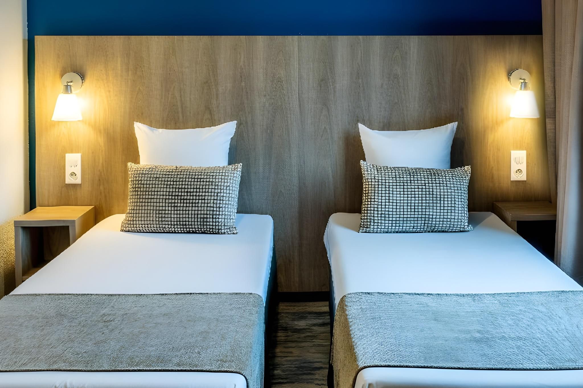 Twin Room with Balcony