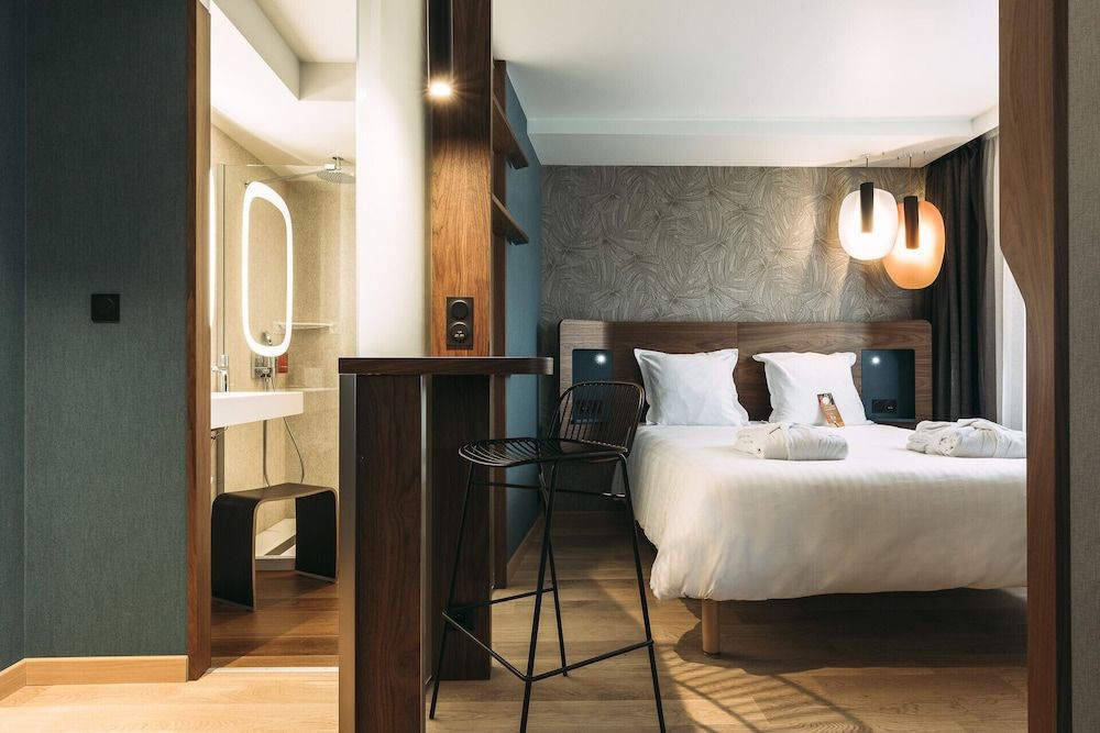 Prestige Room