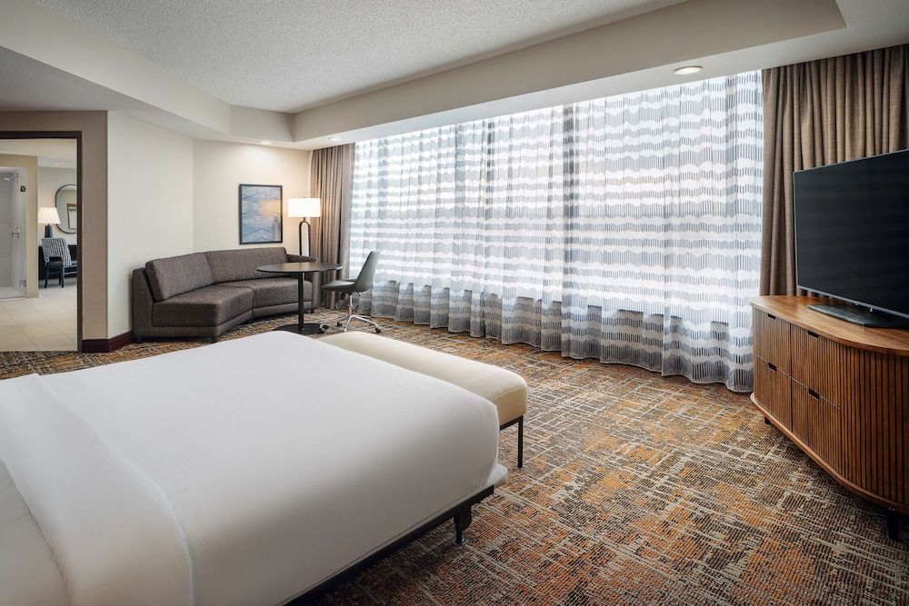 Suite, 1 King Bed (Mayors Suite)