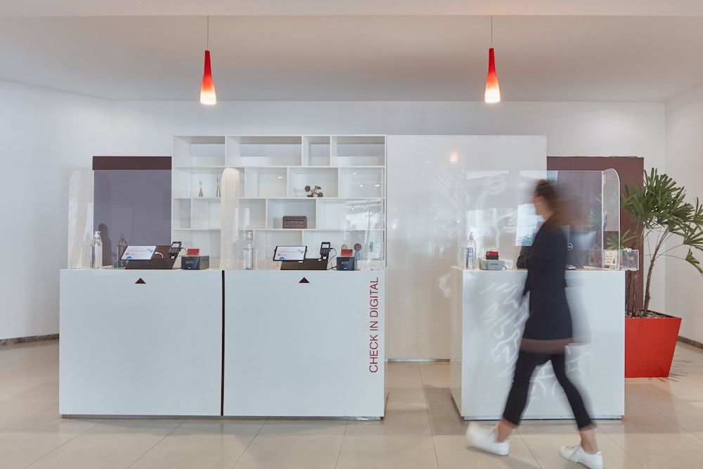 Check-in Check-out Kiosk