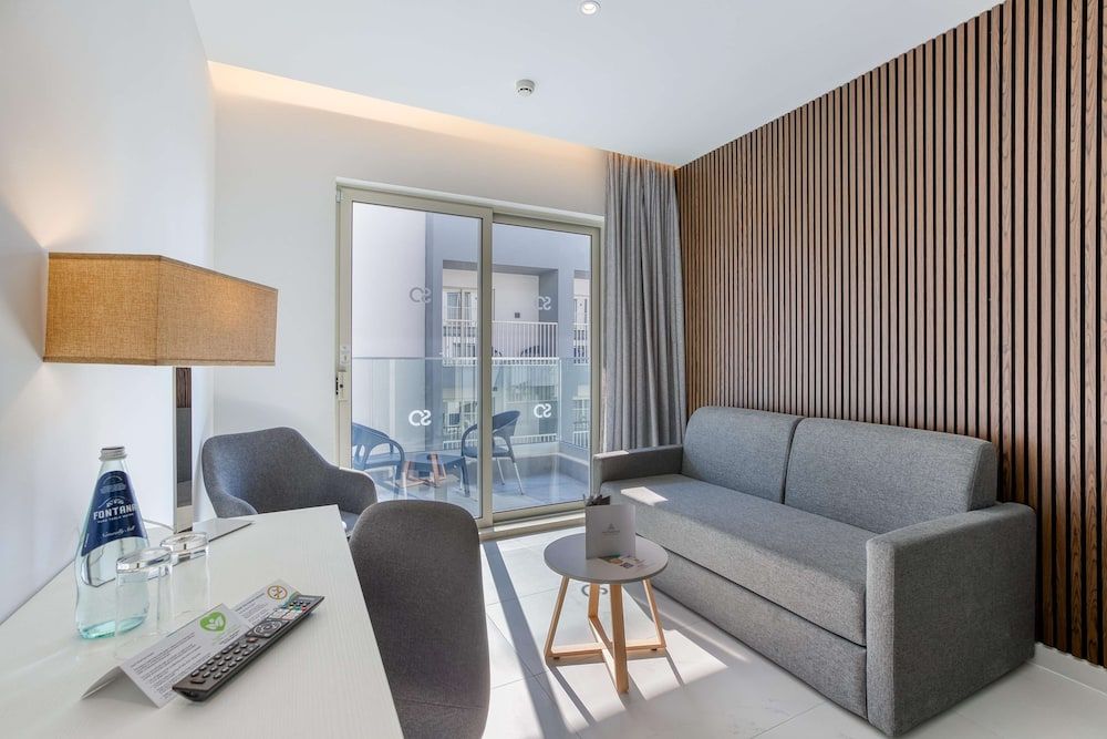 Solana Hotel & Spa Superior Room 12