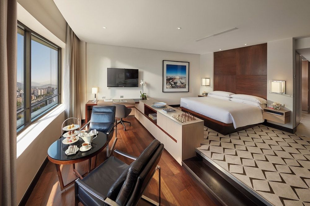 Mandarin Oriental, Santiago Deluxe Room, 1 King Bed