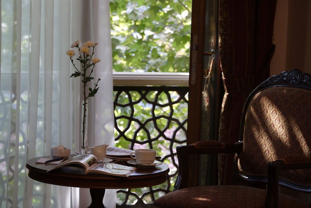 Sultanhan Hotel - Special Class Deluxe Double or Twin Room 11