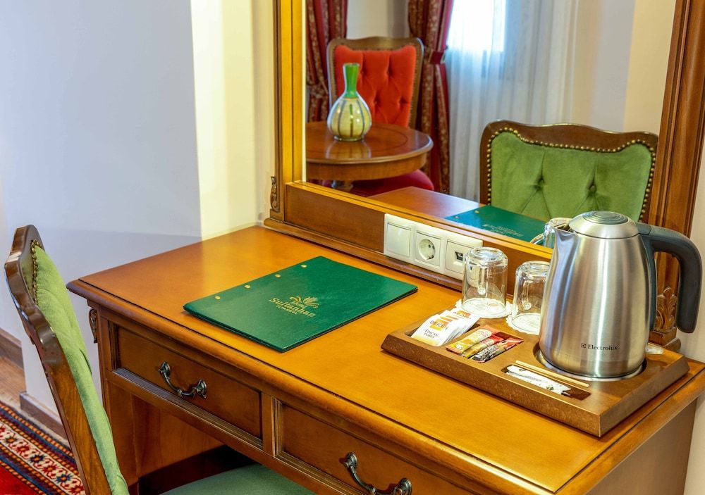 Sultanhan Hotel - Special Class Deluxe Double or Twin Room 18