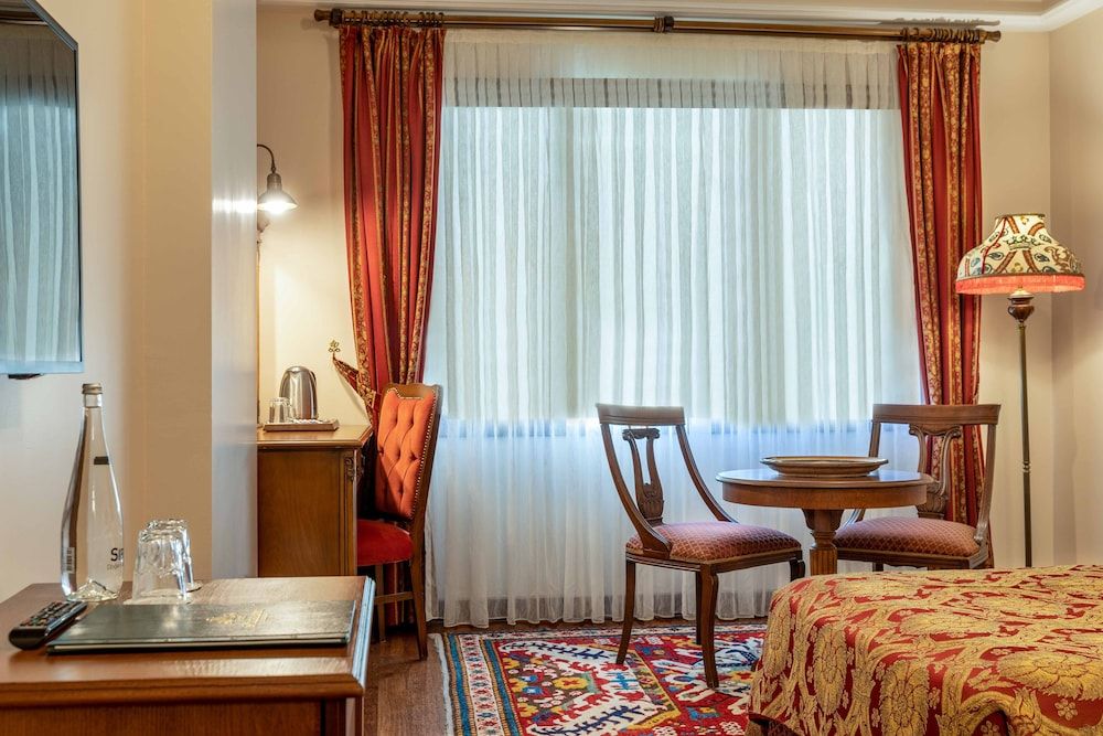 Sultanhan Hotel - Special Class Deluxe Double or Twin Room 17
