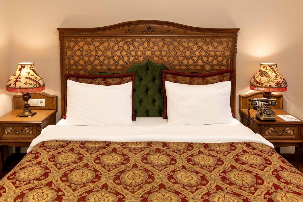 Sultanhan Hotel - Special Class Deluxe Double or Twin Room 7