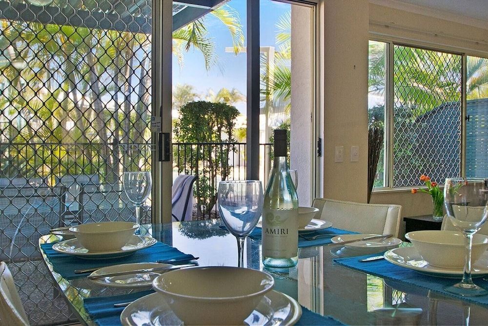 Ivory Palms Resort 2 Bedroom Poolside LO