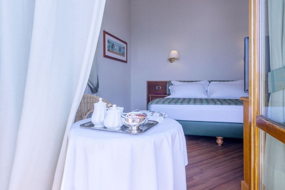 Astura Palace Hotel Family Room 3