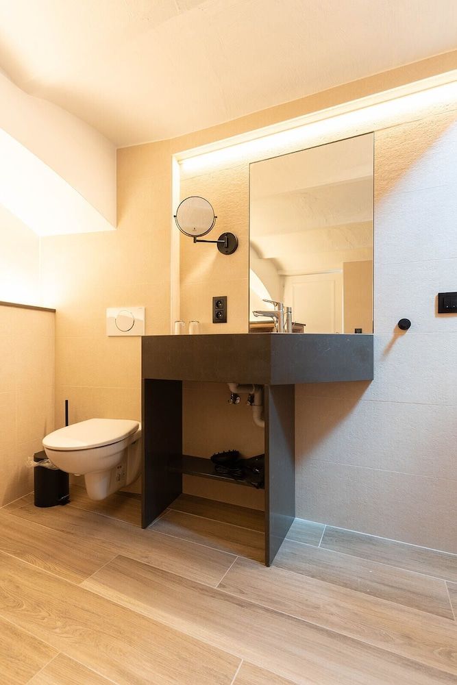 undefined Golden Tree Hotel 7