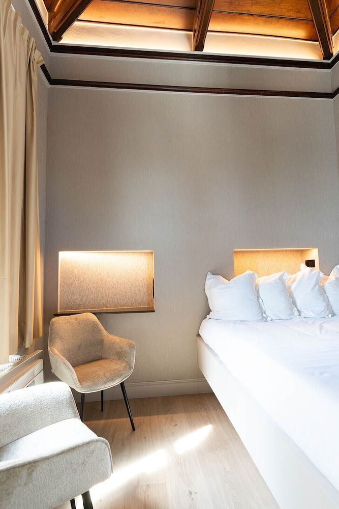 undefined Golden Tree Hotel 5