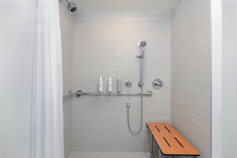 Room, 2 Double Beds, Accessible (Roll-In Shower)