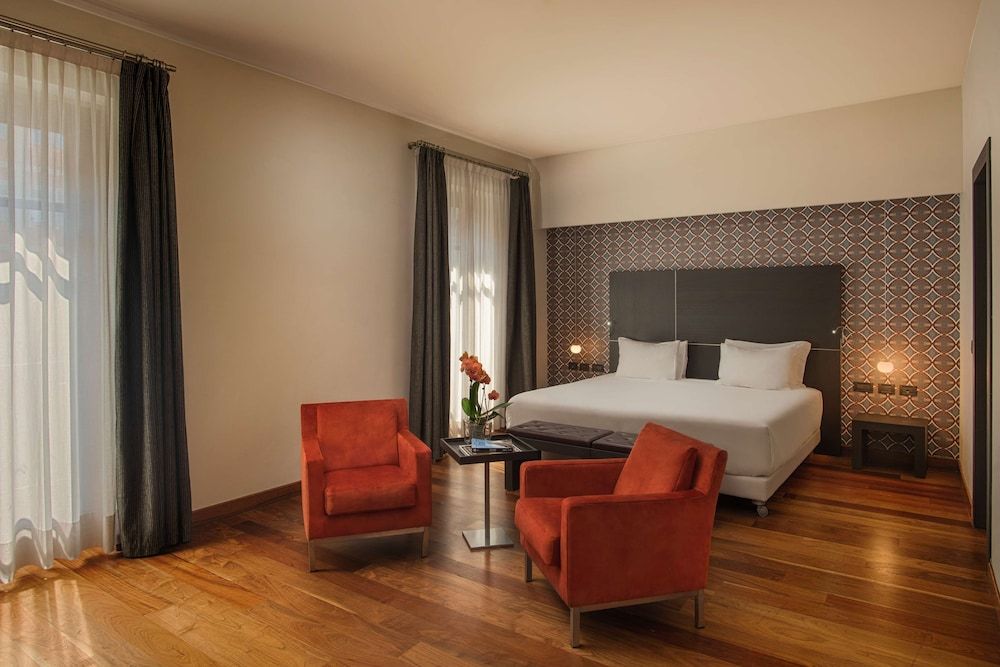 NH Collection Torino Santo Stefano Premium Room (Extra Large Extra Bed 3 adults) 3