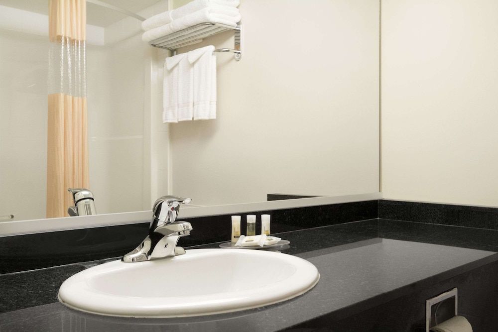 Suite, 1 King Bed with Sofa bed, Non Smoking, Refrigerator & Microwave