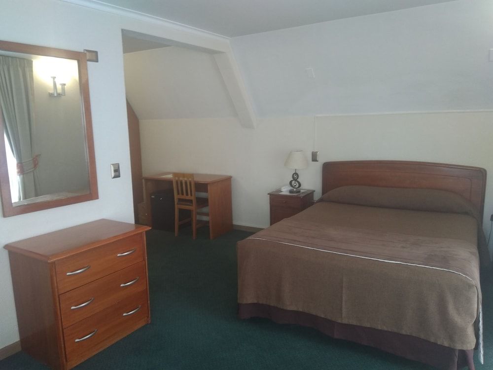 Hotel María Angola Standard Double Room 10