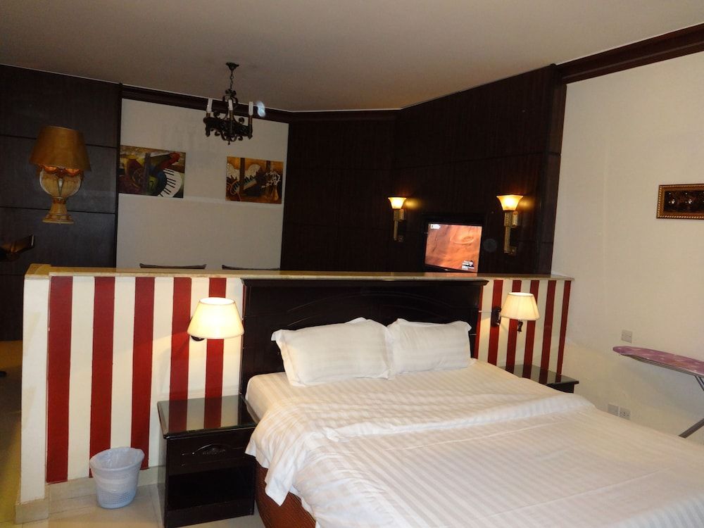 Orans Suites 2