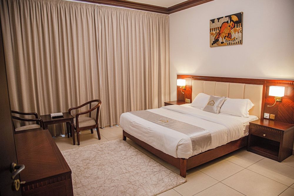 undefined Orans Suites 2 5