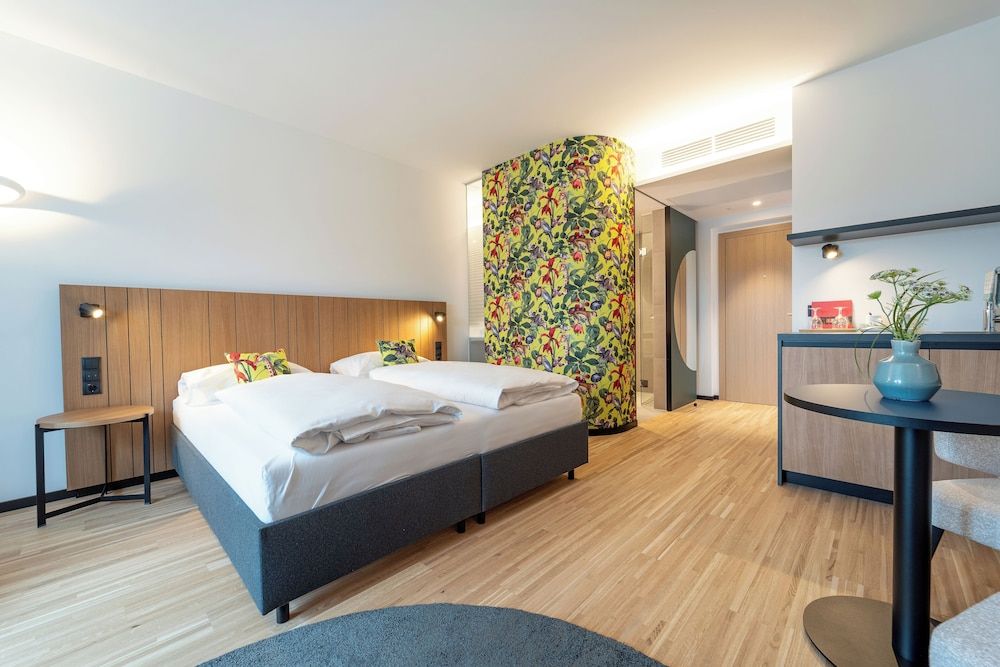 Amadeo Hotel Schaffenrath Standard Double or Twin Room 2