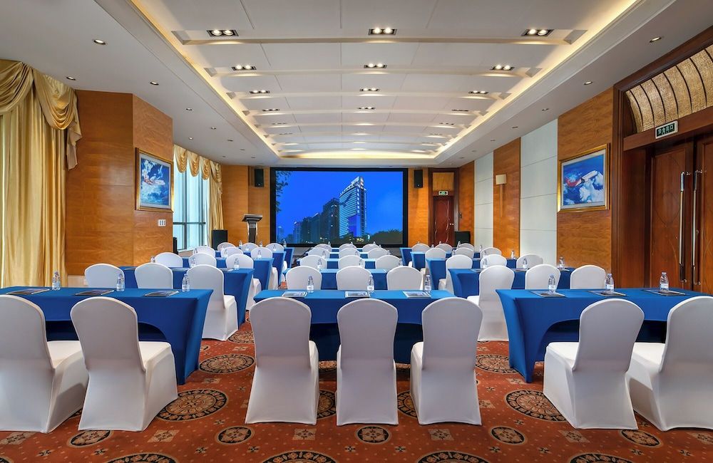 undefined ShenzhenAir International Hotel 10